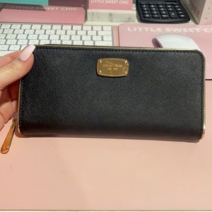 Michael Kors Continental Gold Zip Black Wallet